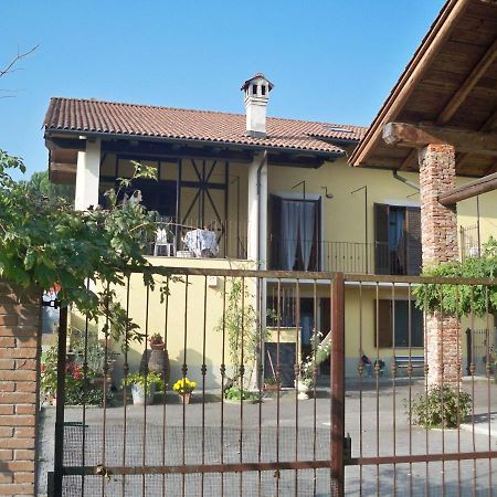 B&B A Casa Di Rosa Caselle Torinese Luaran gambar