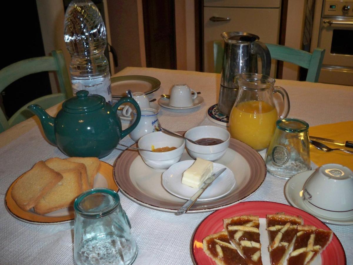 B&B A Casa Di Rosa Caselle Torinese Luaran gambar